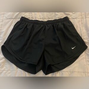 Nike Women’s Tempo Dri-Fit Shorts Black sz XL